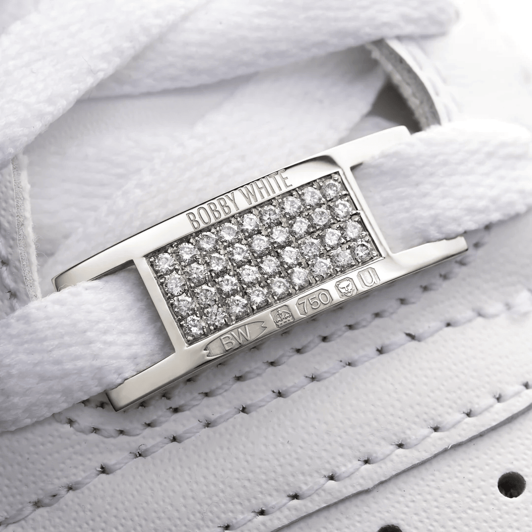 DIAMOND LACE LOCKS